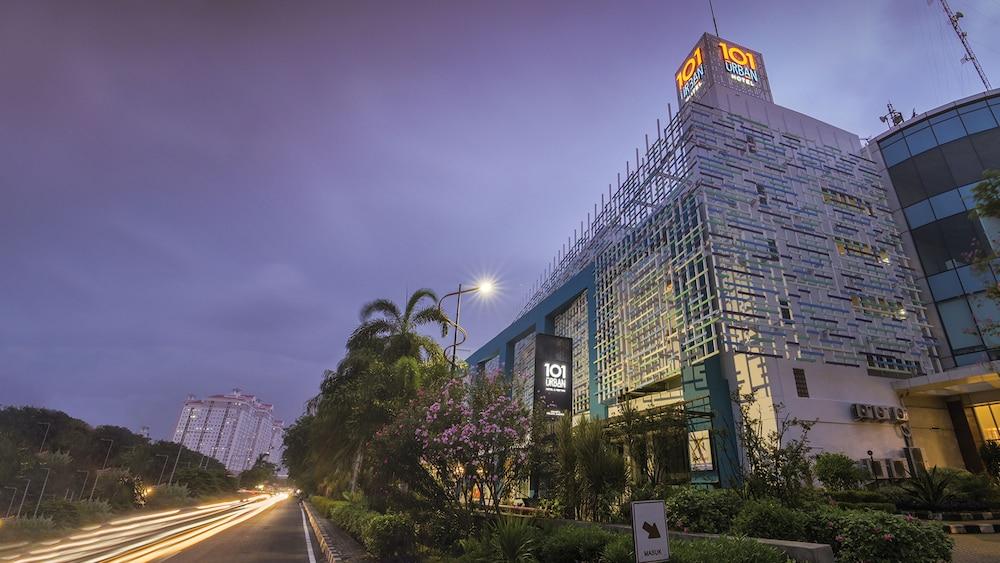 1O1 Urban Jakarta Kelapa Gading Exterior foto
